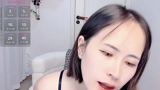 Xiaoyu-99 online show from 05-16-26, 04:06