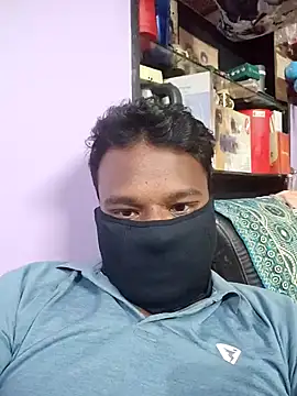 andhraTeluguboy1234 online show from 04-30-26, 11:38