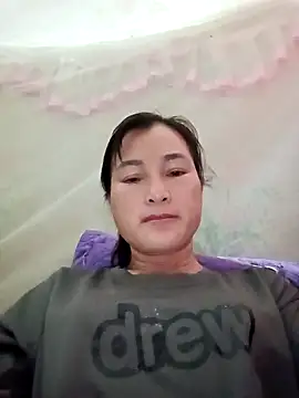 Yuhi3d online show from 05-04-26, 01:18