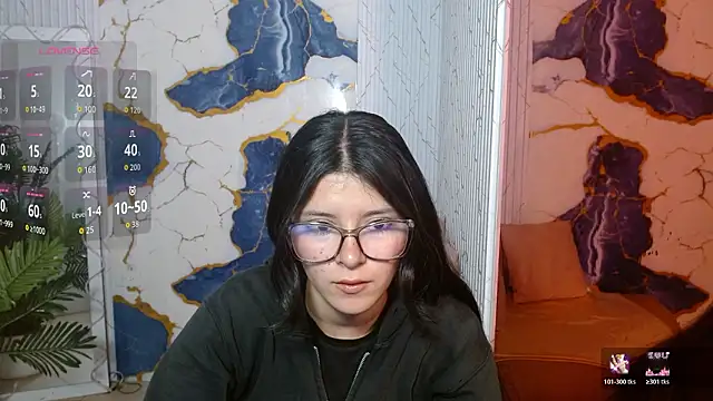 Snapshot of Emy_Tay chatting on 03-08-26, 11:58 Emy Tay online show from 03-08-26, 11:58