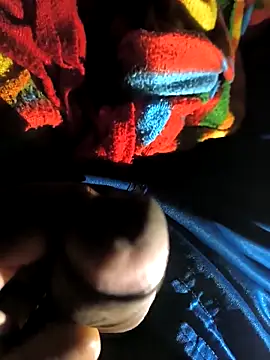 Snapshot of DjWaleBabu01 chatting on 03-11-26, 06:36 DjWaleBabu01 online show from 03-11-26, 06:36