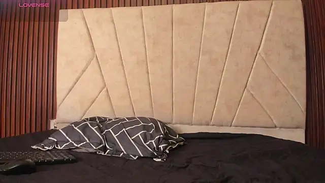 choco dick  online show from 03-14-26, 07:52