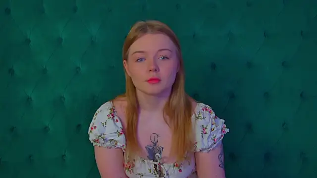 ElinaVale online show from 04-30-26, 05:08