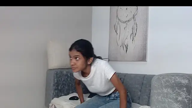 Snapshot of queen_adhara chatting on 05-19-26, 12:55 queen adhara online show from 05-19-26, 12:55