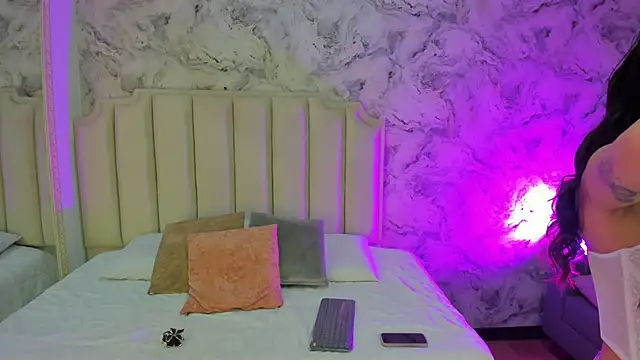 Tamara Ferrer online show from 03-31-26, 11:21