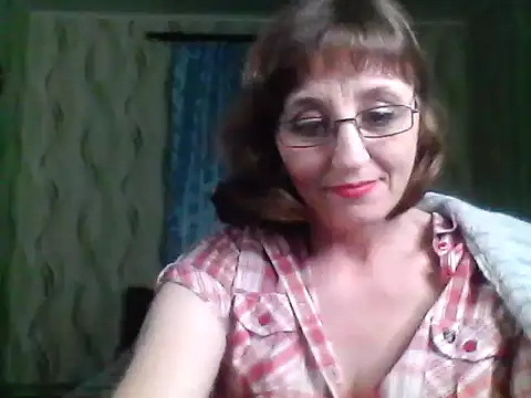 Alisaprice077 online show from 04-15-26, 07:58