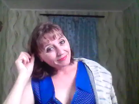 Alisaprice077 online show from 04-29-26, 05:52