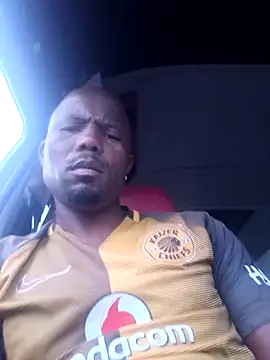 Snapshot of Zolani003 chatting on 03-07-26, 03:58 Zolani003 online show from 03-07-26, 03:58