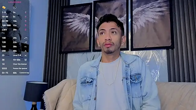 Luchoplayboy online show from 04-10-26, 12:54