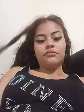 Snapshot of Cloe_pink1 chatting on 05-19-26, 08:20 Cloe pink1 online show from 05-19-26, 08:20