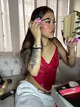 Snapshot of Cloe_pink1 chatting on 05-19-26, 08:26 Cloe pink1 online show from 05-19-26, 08:26