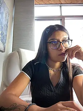 chanell pinkk online show from 04-07-26, 01:00