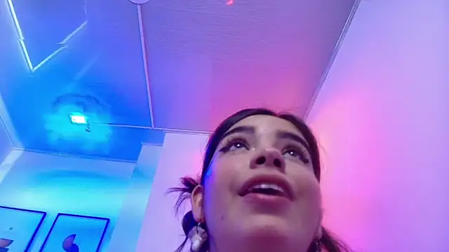 Snapshot of Daphne_glas chatting on 03-09-26, 11:25 Daphne glas online show from 03-09-26, 11:25