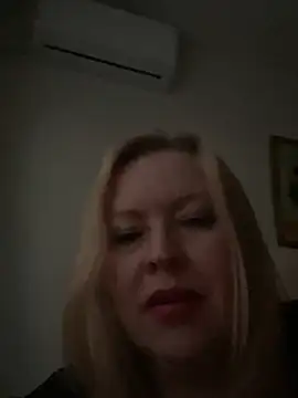JanieLight53 online show from 05-15-26, 11:01