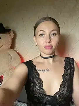 Snapshot of AngelEnigma chatting on 04-18-26, 10:21 AngelEnigma online show from 04-18-26, 10:21