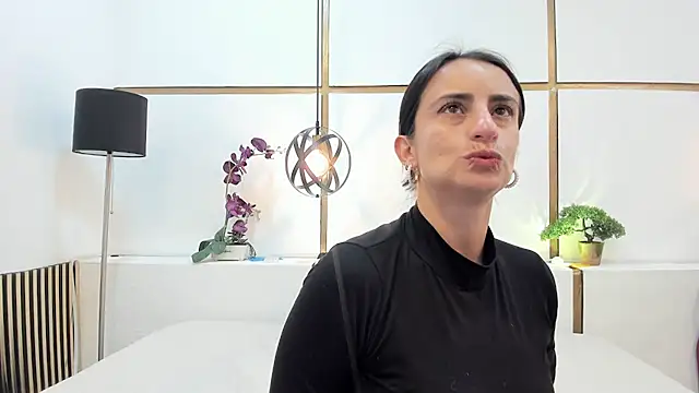 BrendaCantorel online show from 03-28-26, 02:49