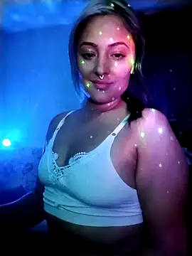 Snapshot of sweet_cherry420 chatting on 03-12-26, 03:34 sweet cherry420 online show from 03-12-26, 03:34