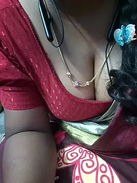 Snapshot of jothika45 chatting on 04-29-26, 12:31 jothika45 online show from 04-29-26, 12:31