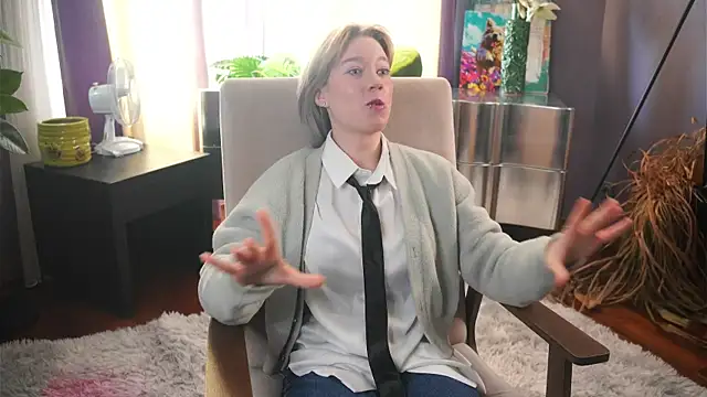 Snapshot of CythiaOttum chatting on 03-10-26, 05:34 CythiaOttum online show from 03-10-26, 05:34