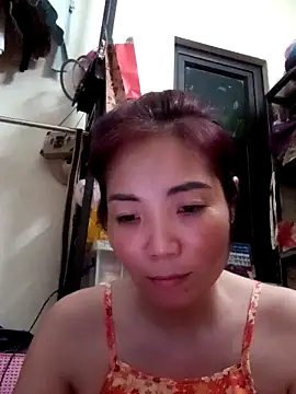 Snapshot of Miinn99 chatting on 05-19-26, 01:39 Miinn99 online show from 05-19-26, 01:39