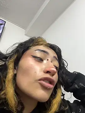baby akuma online show from 05-01-26, 04:06