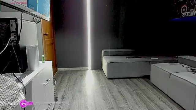 Ender h0tt online show from 05-08-26, 01:05