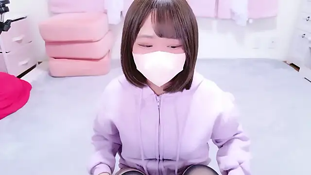 Snapshot of TSU-YU chatting on 03-28-26, 11:10 TSU-YU online show from 03-28-26, 11:10