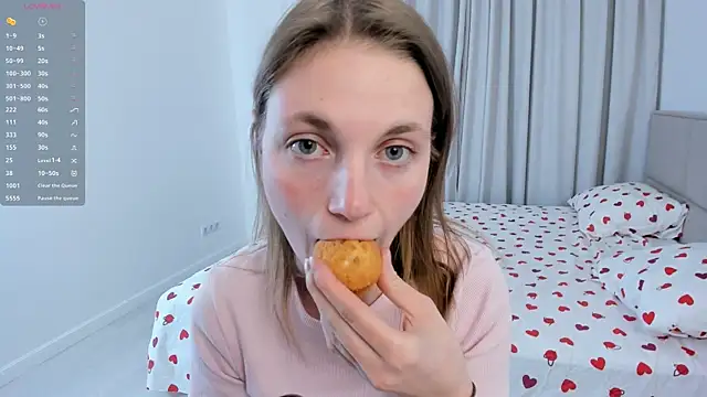 ErinnPieloch online show from 04-04-26, 06:27