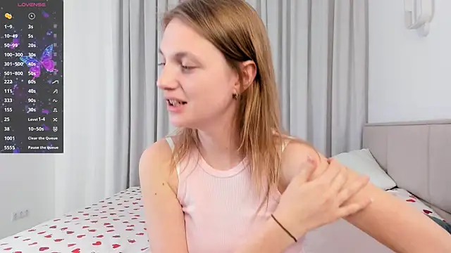 ErinnPieloch online show from 04-18-26, 07:40