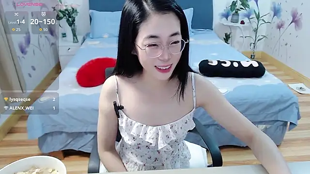 Snapshot of mila-baby-99 chatting on 05-04-26, 04:19 mila-baby-99 online show from 05-04-26, 04:19