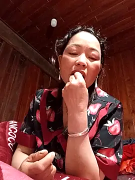 Yellow-pink online show from 03-22-26, 11:02