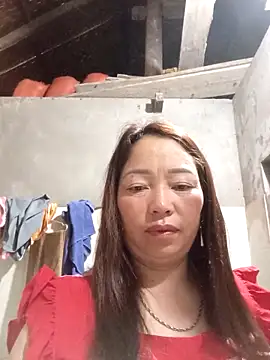 Snapshot of Yellow-pink chatting on 04-30-26, 11:20 Yellow-pink online show from 04-30-26, 11:20