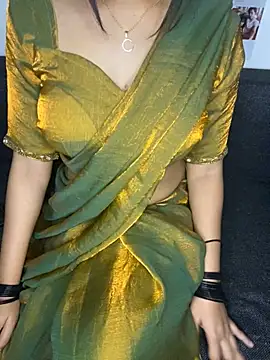 Snapshot of its_rossy chatting on 03-10-26, 04:06 its rossy online show from 03-10-26, 04:06