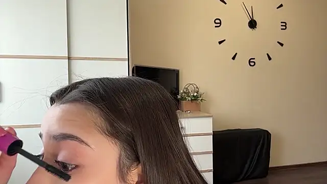 AdeleVelvet online show from 04-04-26, 08:56