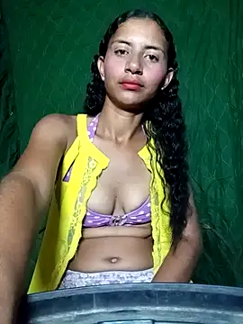 Snapshot of LucyHadans chatting on 03-09-26, 02:04 LucyHadans online show from 03-09-26, 02:04