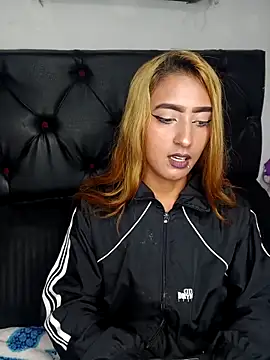 Snapshot of Mayaforest_ chatting on 03-10-26, 04:06 Mayaforest online show from 03-10-26, 04:06