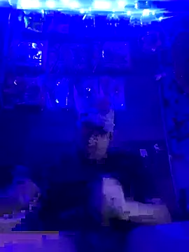 Snapshot of derek0_17 chatting on 03-09-26, 07:01 derek0 17 online show from 03-09-26, 07:01