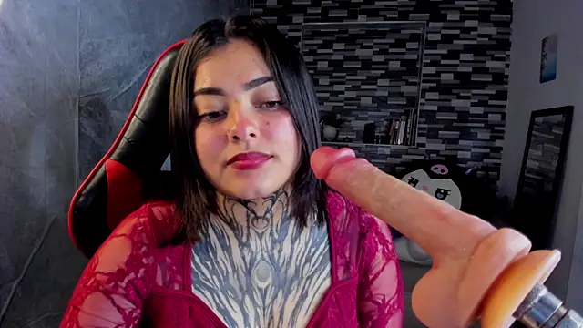 Sophiia cherry online show from 05-16-26, 08:07