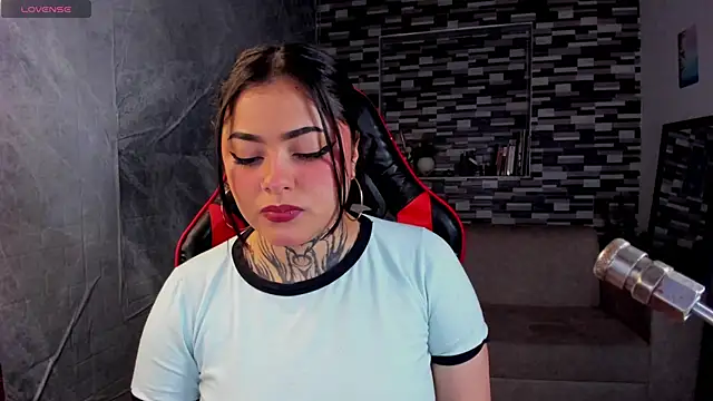 Sophiia cherry online show from 06-03-26, 08:36
