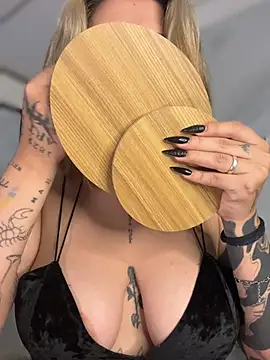 CarolQueen1  online show from 03-28-26, 01:00