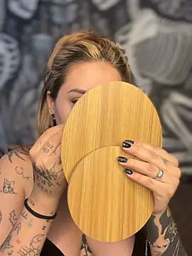 CarolQueen1  online show from 04-09-26, 01:16