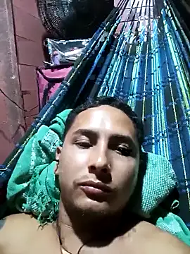 Snapshot of Gabsilva12 chatting on 03-09-26, 05:44 Gabsilva12 online show from 03-09-26, 05:44