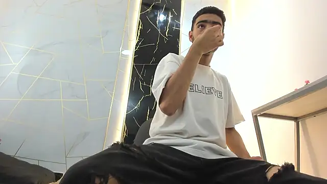 Valentin Lux online show from 03-14-26, 03:01