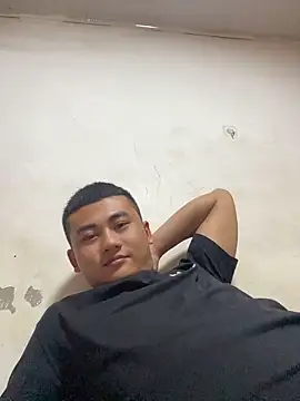 xiaocui06 online show from 04-15-26, 11:50