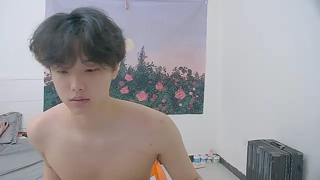 icecream-002 online show from 06-18-26, 01:17