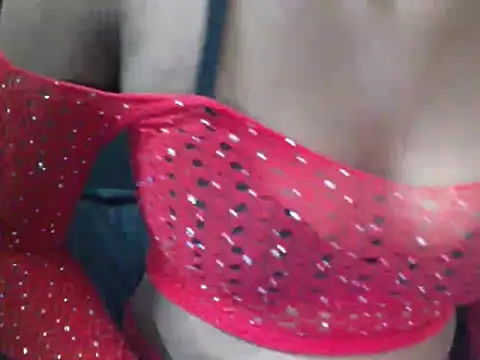 Couplehot00 online show from 04-30-26, 06:09