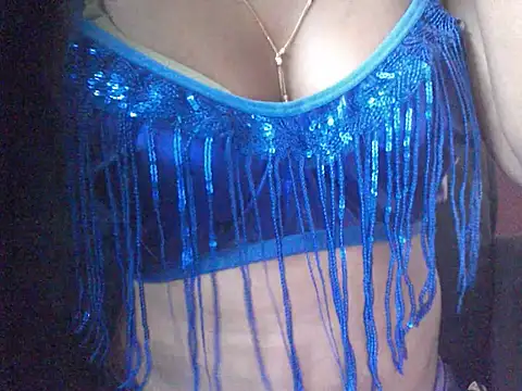 Snapshot of Couplehot00 chatting on 06-02-26, 06:54 Couplehot00 online show from 06-02-26, 06:54