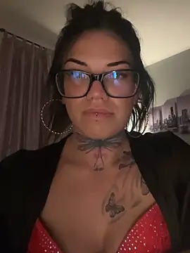 Snapshot of StellaZoey chatting on 03-11-26, 07:53 StellaZoey online show from 03-11-26, 07:53