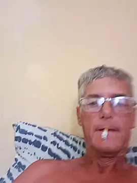 Snapshot of nudiststeve1 chatting on 03-10-26, 02:00 nudiststeve1 online show from 03-10-26, 02:00