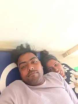 Snapshot of Tomjenny1 chatting on 03-09-26, 11:25 Tomjenny1 online show from 03-09-26, 11:25